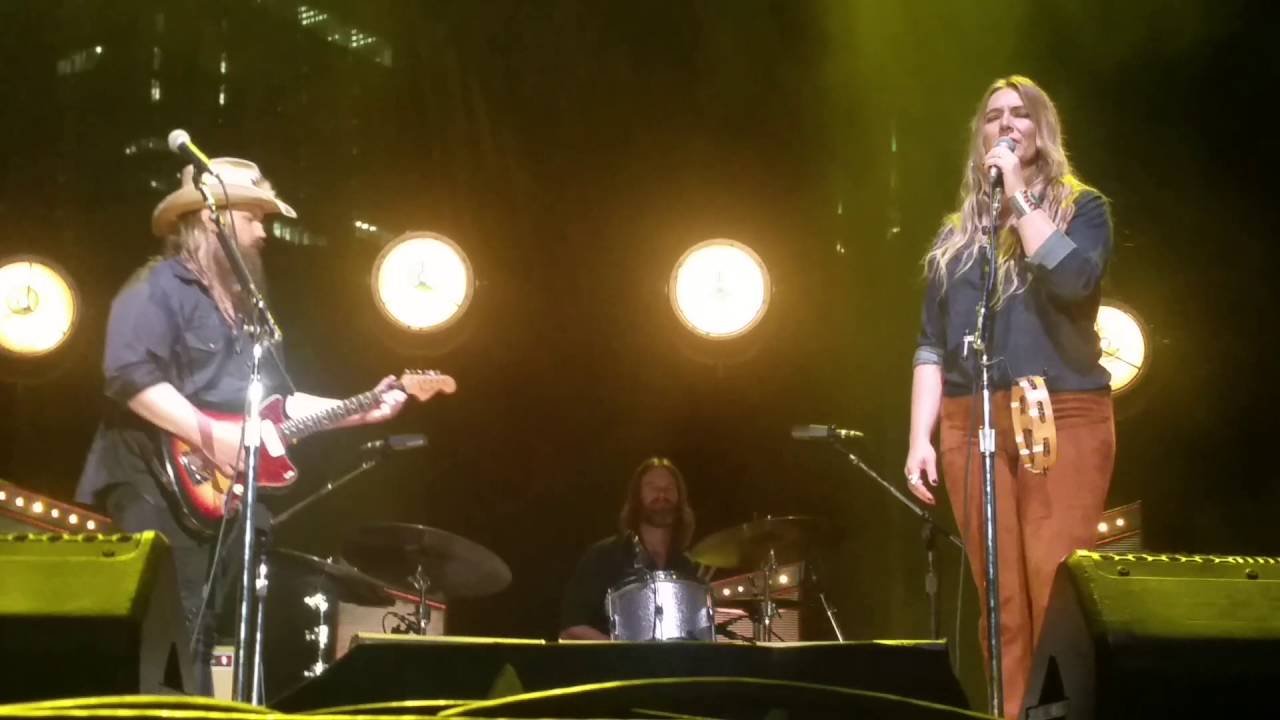 Chris Stapleton Wife Singing